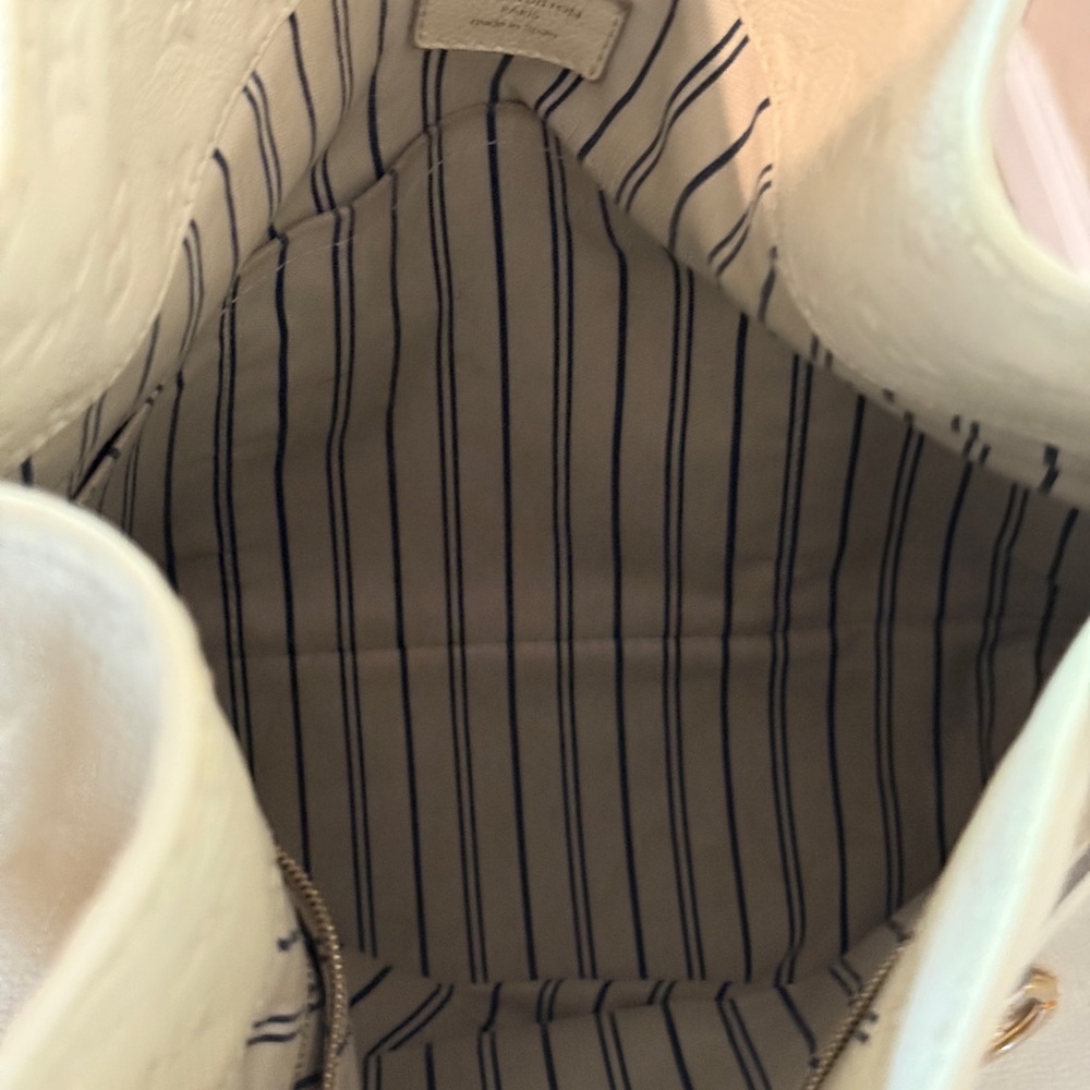 Louis Vuitton Artsy MM Ivory Imprint - Picture 6 of 14